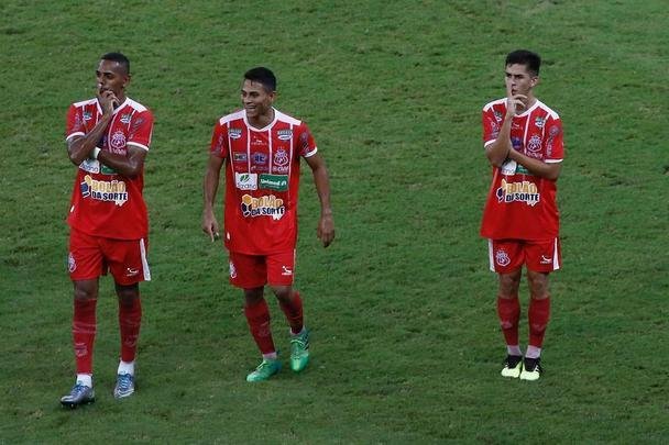 Tricolor do Arruda enfrenta Cavalo de Aço, na Arena de Pernambuco, em partida válida pela 15ª rodada da Série C