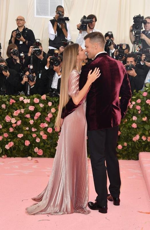 Foto da supermodelo Gisele Bndchen e de Tom Brady, jogador de futebol americano do Tampa Bay Buccaneers