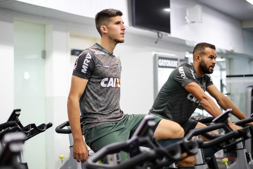 Aps empate no clssico, Atltico volta aos treinos na Cidade do Galo