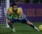 Lucas Frana supera ansiedade de estreia e solta palavro ao comentar 'susto' na meta do Cruzeiro