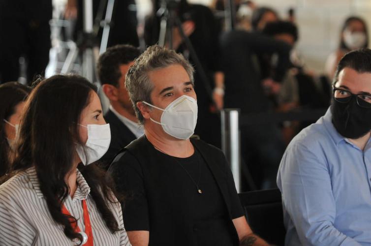 Personalidades no evento que anunciou detalhes da inauguração da Arena MRV. Na foto, o vocalista da banda Jota Quest, Rogério Flausino