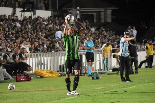 Fotos de Operrio x Amrica, no Estdio Germano Krger, em Ponta Grossa, pela primeira rodada da Srie B