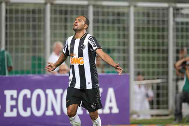 Atlético teve mais de 200 escanteios no Brasileirão, mas só fez dois