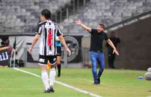 Atltico e Brasil de Pelotas-RS se enfrentaram nesta quarta-feira (12/4), no Mineiro, pela ida da terceira fase da Copa do Brasil