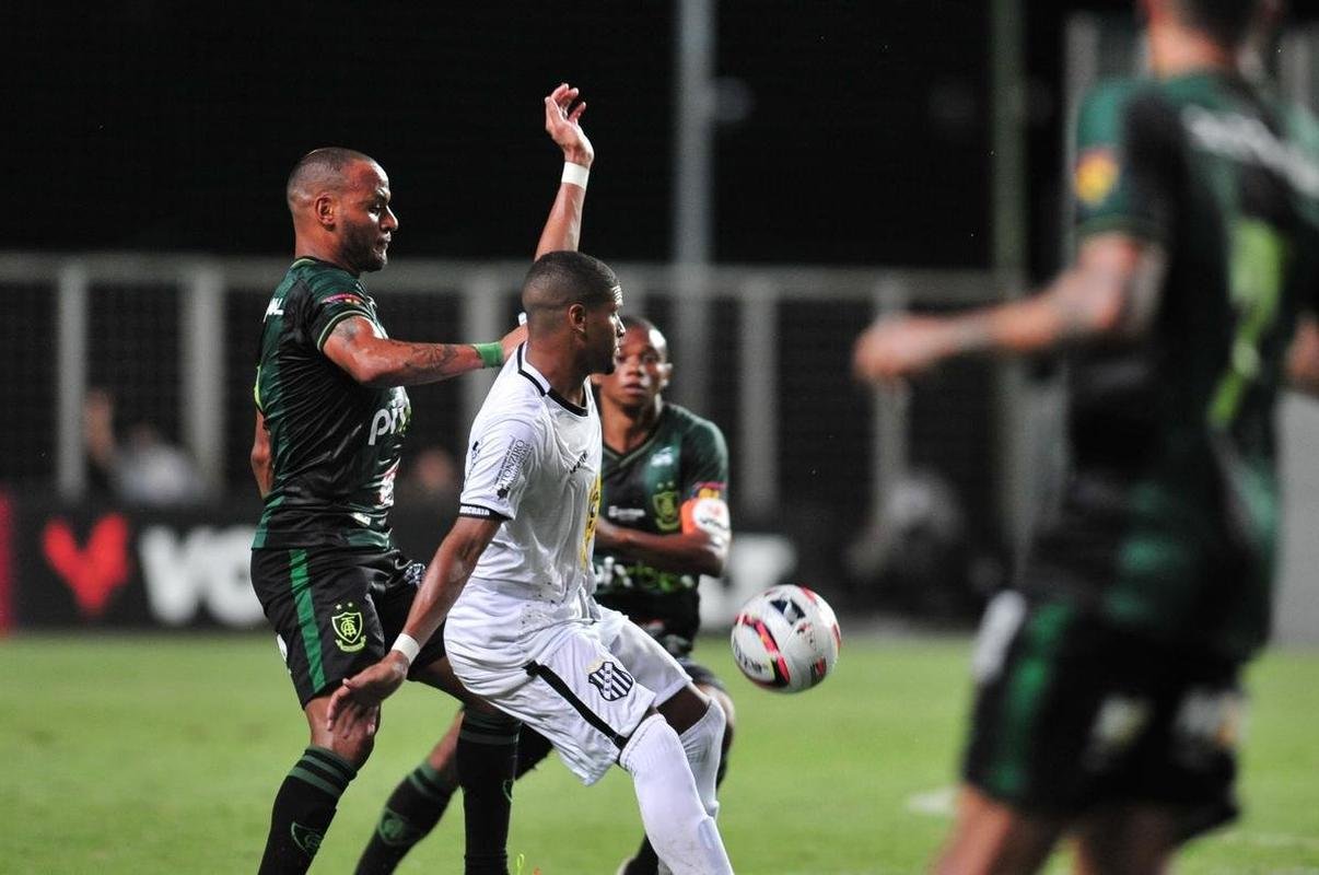 Amrica e Democrata-GV se enfrentaram no Independncia pela 2 rodada do Campeonato Mineiro