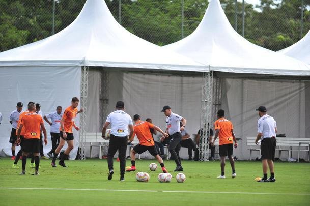 Fotos do primeiro treino do Atltico em 2020. Foi a primeira atividade comandada pelo venezuelano Rafael Dudamel