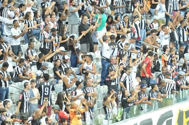 Fotos da torcida do Atltico no Mineiro, na partida contra o Cerro Porteo, pela Copa Libertadores