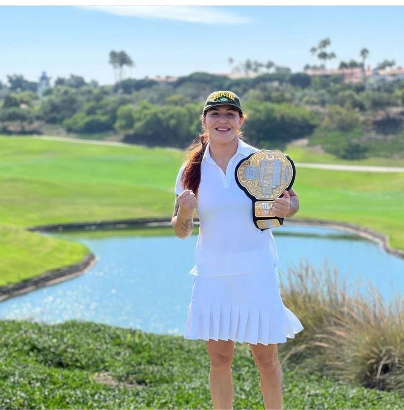 Lutadora anunciou que entraria para a plataforma de contedo adulto em outubro do ano passado