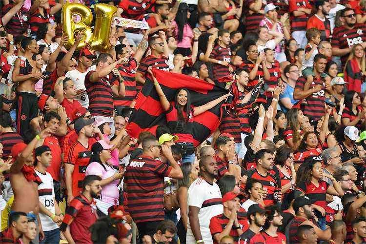 Torcida do Flamengo esgota ingressos para duelo com Athletico, pela Copa do  Brasil