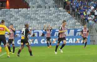 Fotos do jogo entre Cruzeiro e So Paulo