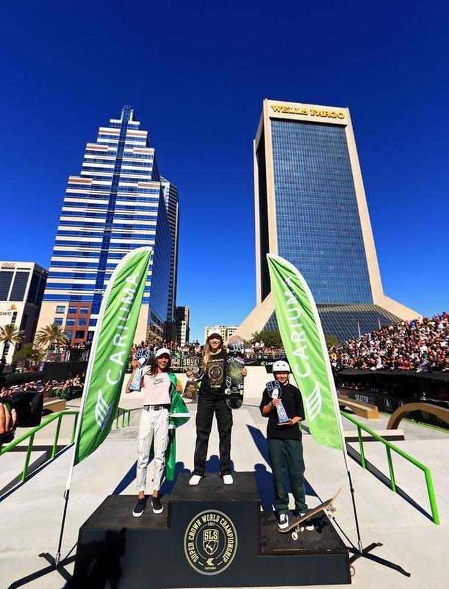 Pmela Rosa faz dobradinha com Rayssa Leal e conquista bi mundial de skate street