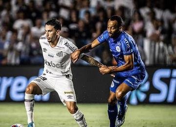 Com gol de Lucas Babrosa aos 40 minutos do segundo tempo, Santos conseguiu bater o São Bento na Vila Belmiro