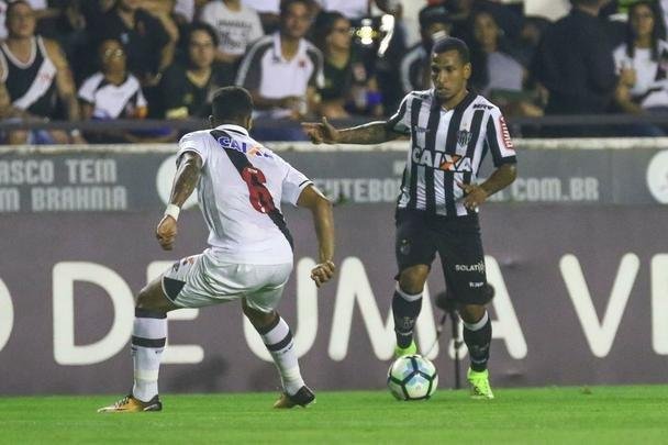Atltico conquistou um ponto em duelo direto contra o Vasco por vaga na Copa Libertadores 
