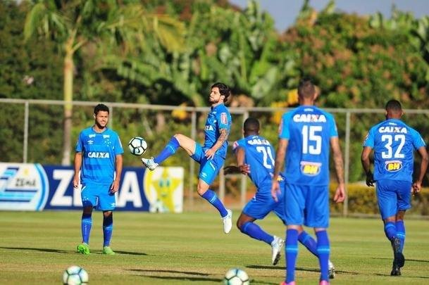 Fotos do treino do Cruzeiro desta sexta-feira (30/6), na Toca da Raposa II (Alexandre Guzanshe/EM D.A Press)