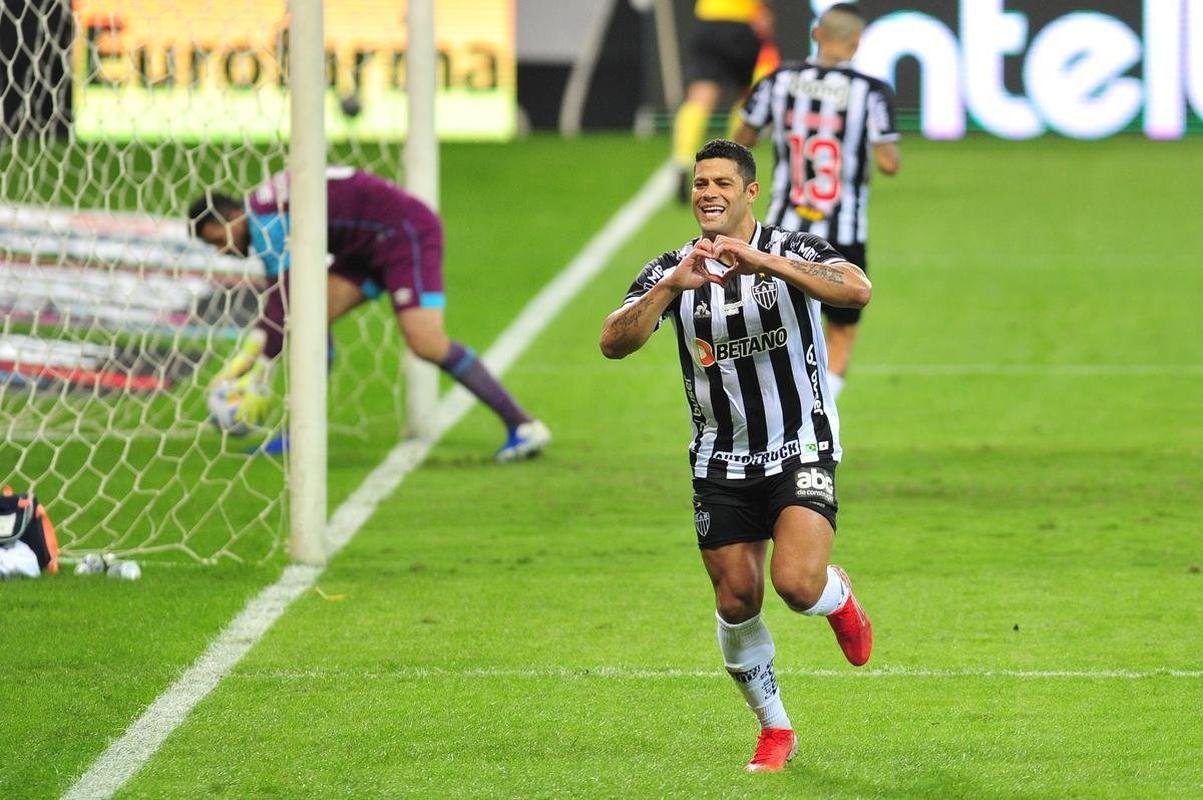 No segundo tempo, Atltico abriu o placar com gol de Hulk, em cobrana de pnalti