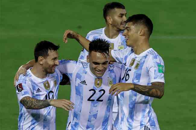 Lautaro Martnez abriu o caminho para a vitria da Argentina