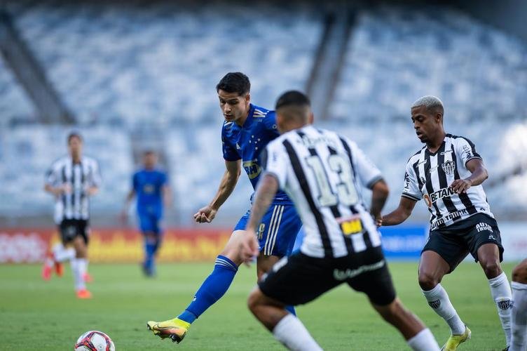 Fotos do clássico do centenário, entre Cruzeiro e Atlético, no Mineirão, em Belo Horizonte, pela nona rodada do Campeonato Mineiro