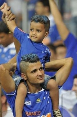 Torcida do Cruzeiro durante partida contra o Grmio, pela semifinal da Copa do Brasil