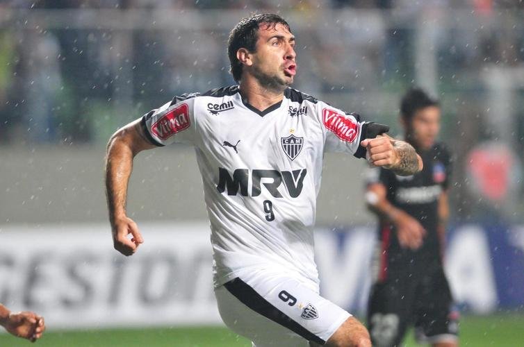2015: 8 jogos, 3 vitrias, 1 empate, 4 derrotas, 8 gols marcados e 9 gols sofridos
