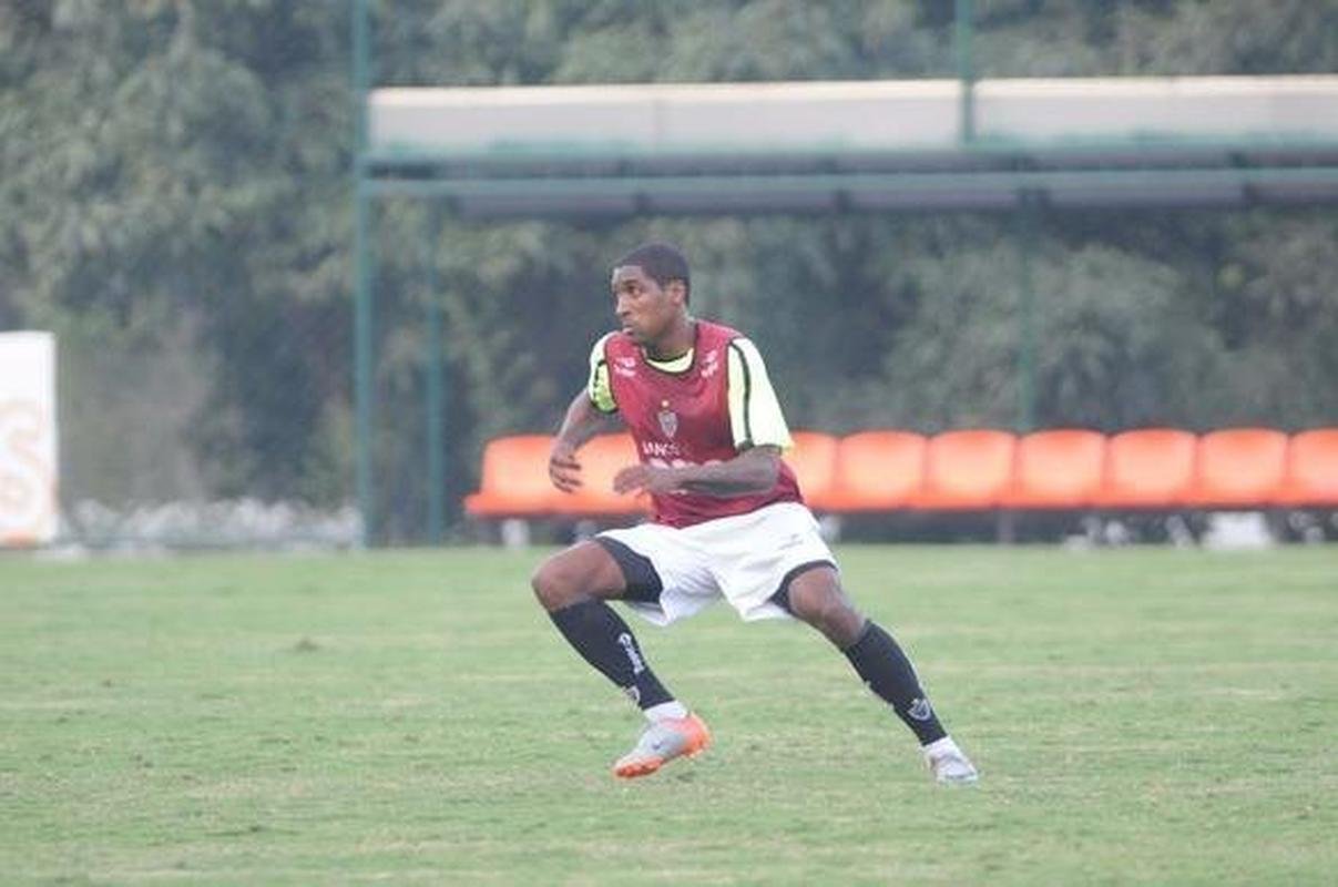 2011 - Jonatas Obina