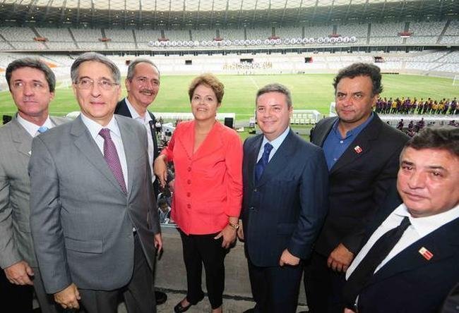 Imagens da cerim�nia de reinaugura��o do Mineir�o   