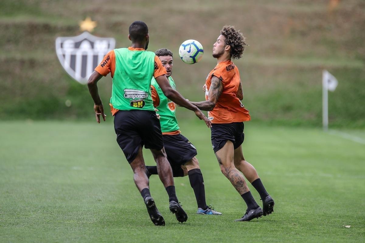 Com Sette Cmara em campo, Atltico se prepara para jogo contra o So Paulo