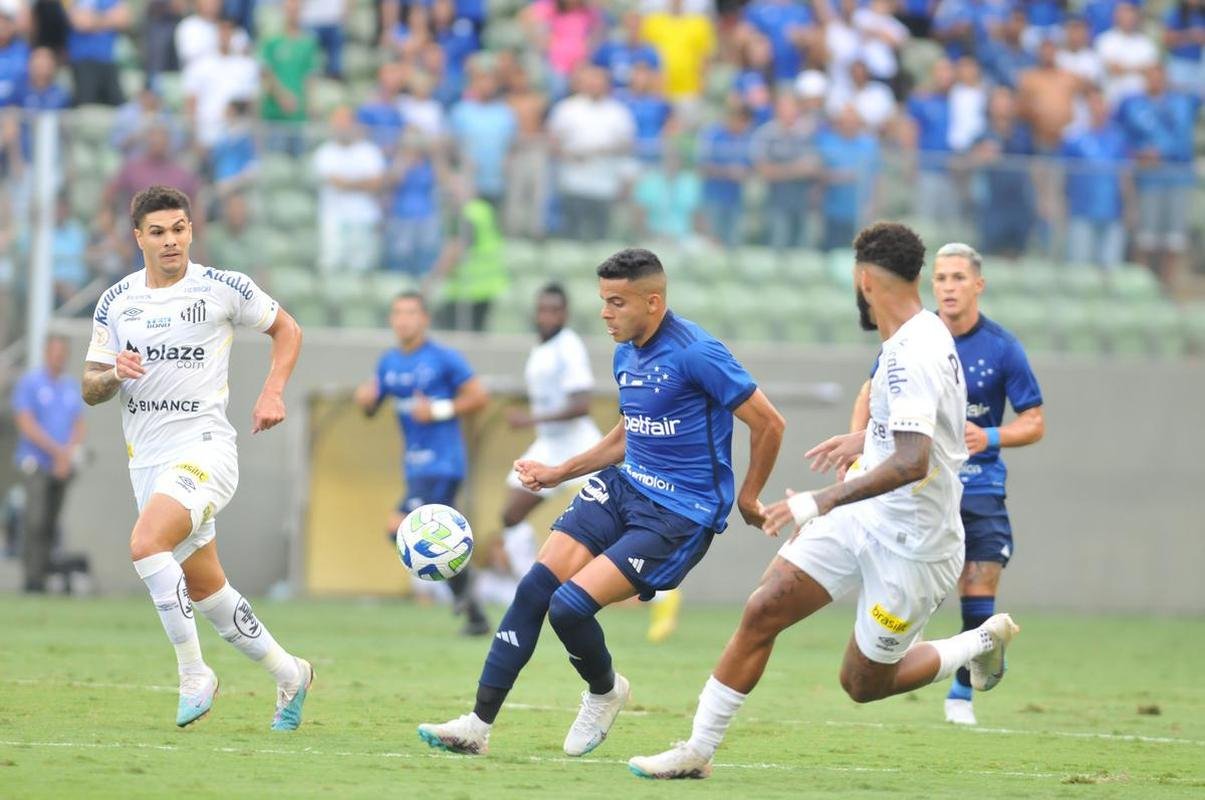 Cruzeiro x Santos: fotos do jogo no Independncia pela quarta rodada do Campeonato Brasileiro