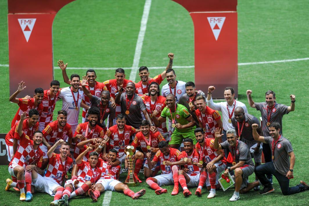 Fotos da vitria do Tombense sobre o Uberlndia pela final da Recopa Mineira