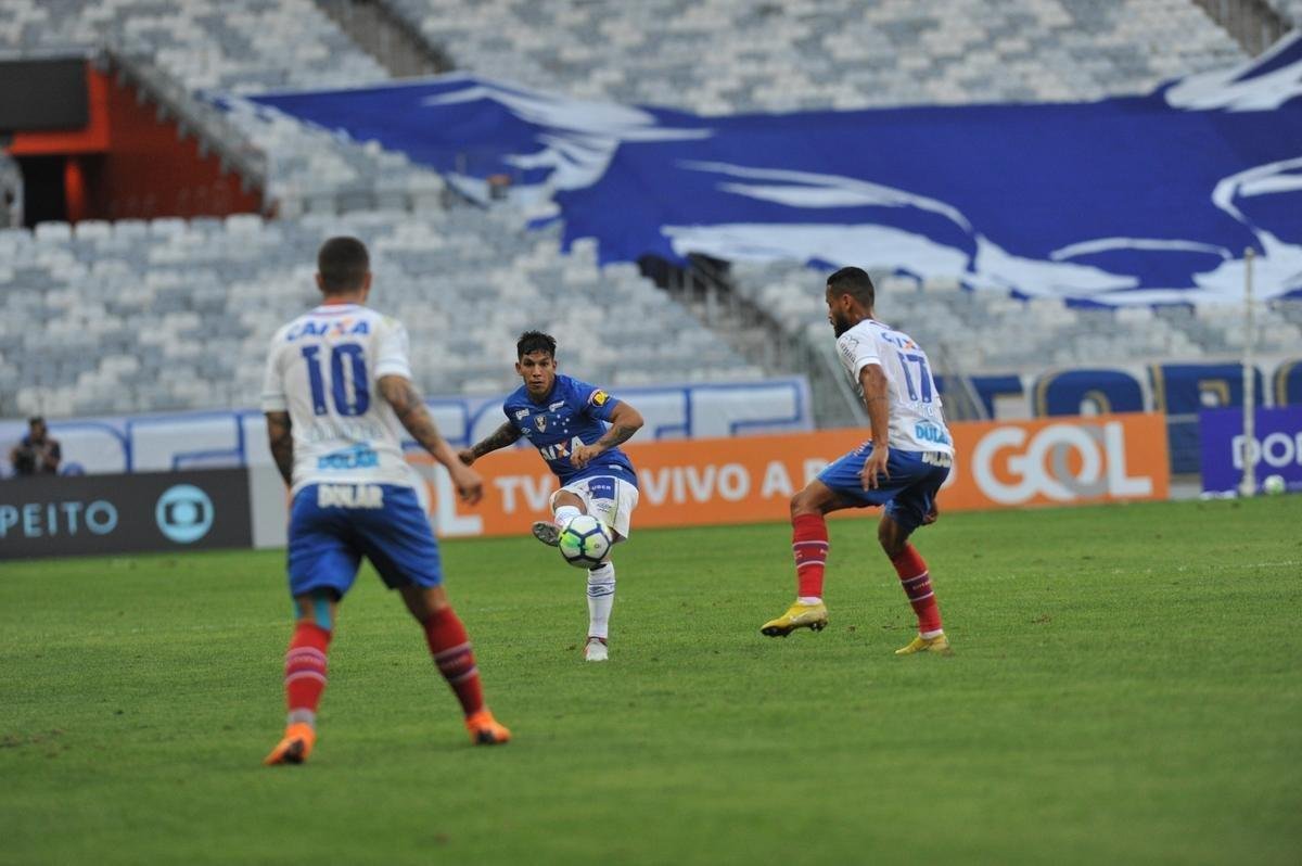 Cruzeiro e Bahia duelam em partida vlida pela 19 rodada do Campeonato Brasileiro