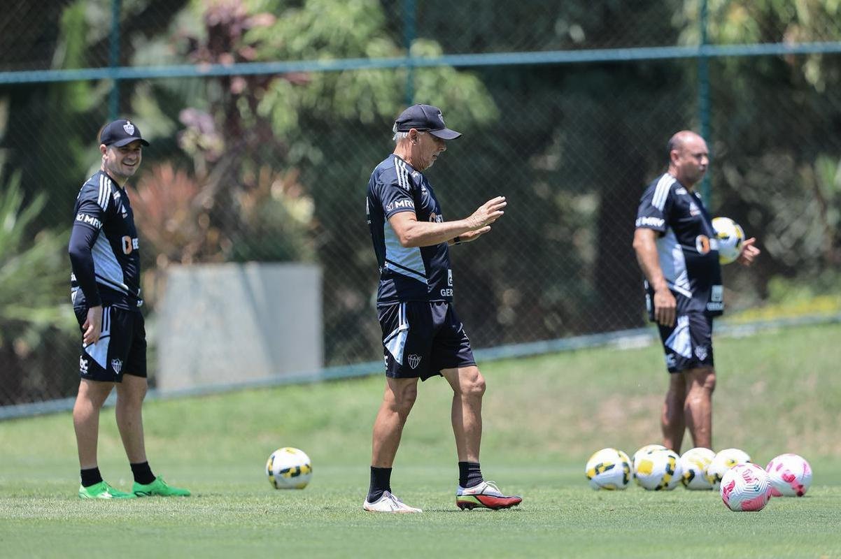 Treino do Atltico na Cidade do Galo, na manh desta tera-feira (11/10).