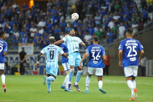 Fotos do jogo entre Cruzeiro e Londrina, no Mineiro, em Belo Horizonte, pela quarta rodada da Srie B do Brasileiro de 2022
