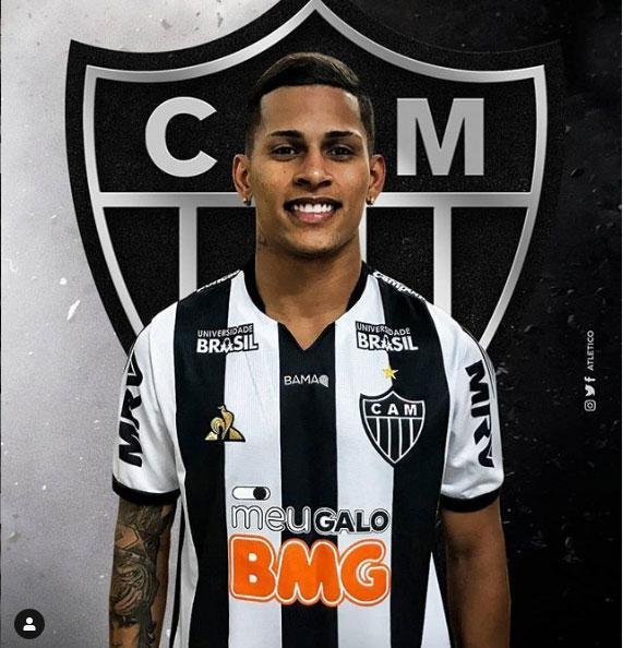 O Atltico anunciou a contratao do lateral-direito Malton, que estava no Operrio-PR