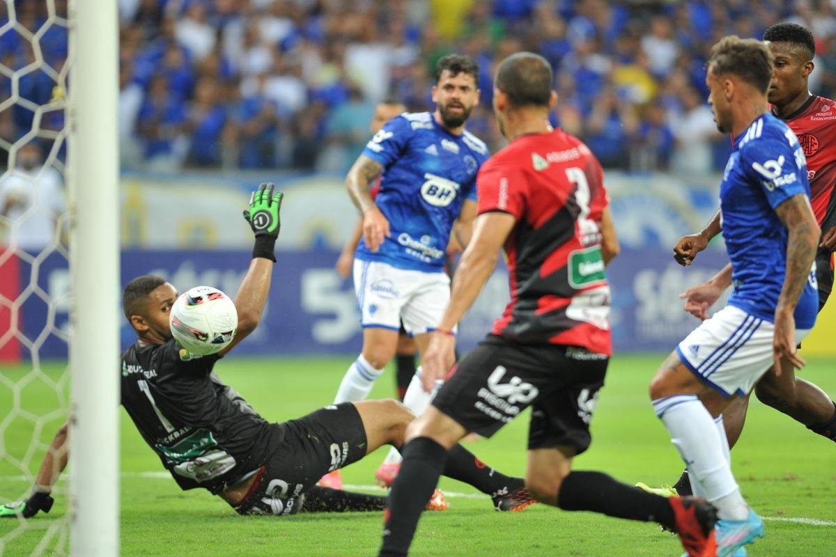 Fotos do jogo entre Cruzeiro e Pouso Alegre