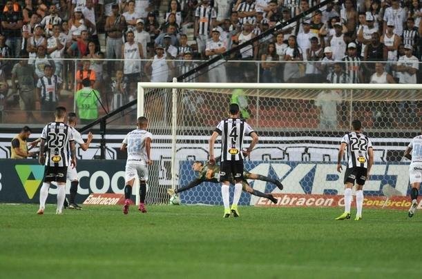Fotos do jogo entre Atltico e Grmio
