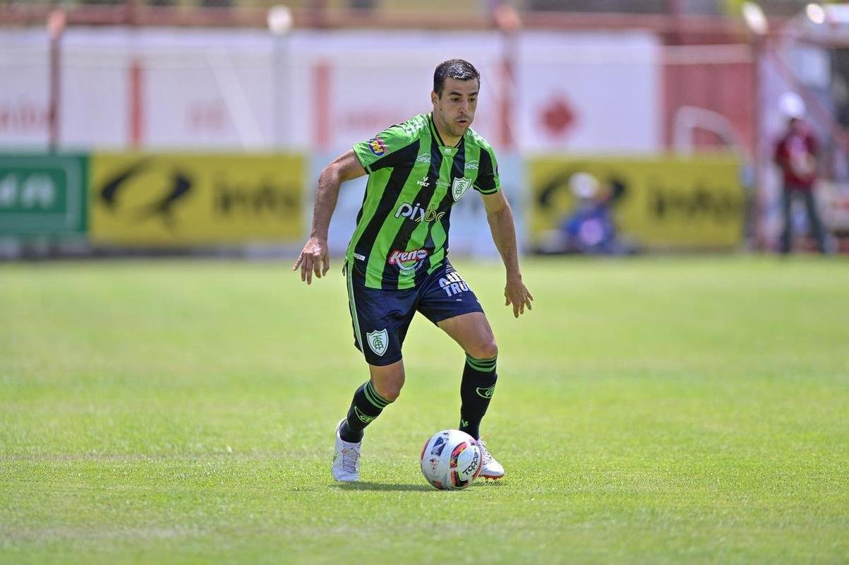 Jogo foi disputado com muito calor, em Nova Lima, na manh deste sbado 