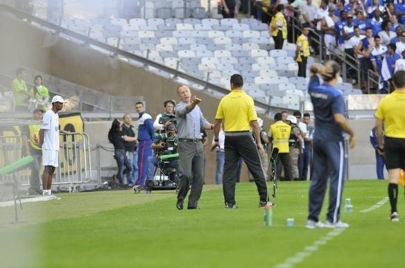 Galeria de fotos do jogo entre Cruzeiro e Flamengo, no Mineiro, pela 19 rodada do Brasileiro