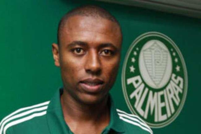 Andr Luiz - Jogou no Atltico entre 2003 e 2005. Foi para o Palmeiras em 2013.