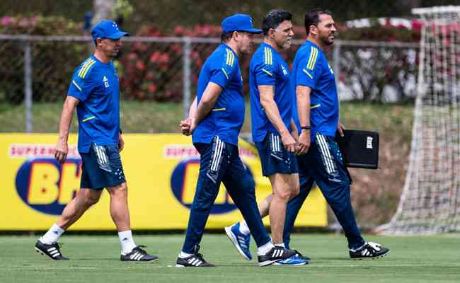 LUXA É O NOVO TÉCNICO DO CRUZEIRO! VAI TENTAR SALVAR O ANO! GLOBO ESPORTE  MG #cruzeiro 