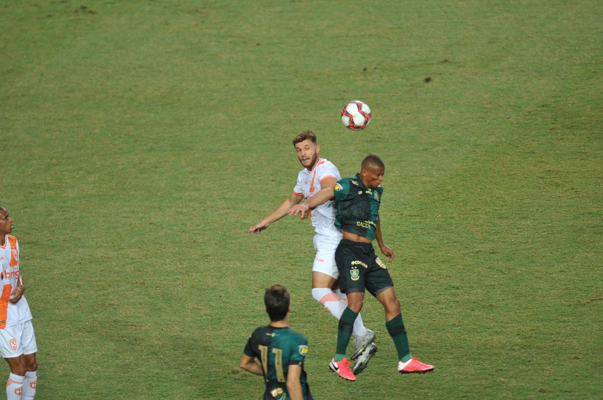 Fotos do jogo deste sbado entre Amrica e Coimbra, no Independncia, pelo Campeonato Mineiro