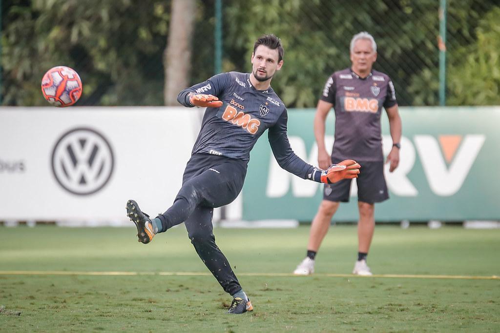 Michael - o terceiro goleiro do Atltico pode conquistar o primeiro ttulo da carreira mesmo sem entrar em campo durante a campanha.