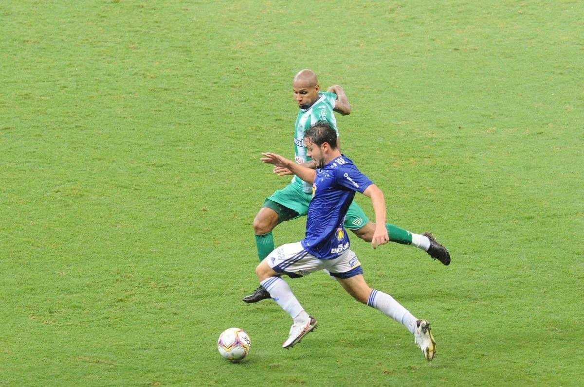 Cruzeiro x Juventude: fotos do jogo desta sexta-feira, no Mineiro, pela 16 rodada da Srie B