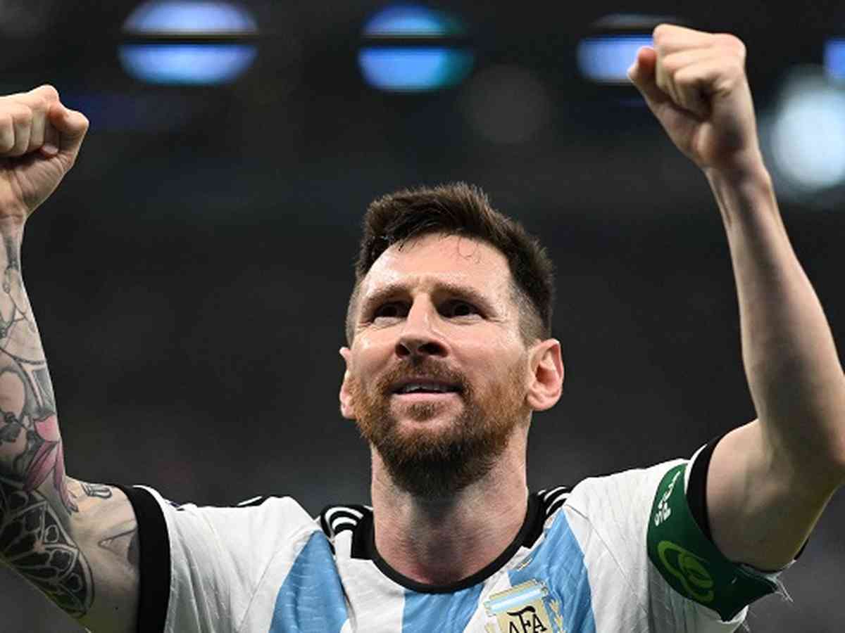 Messi iguala Maradona em jogos e gols pela Argentina em Copas