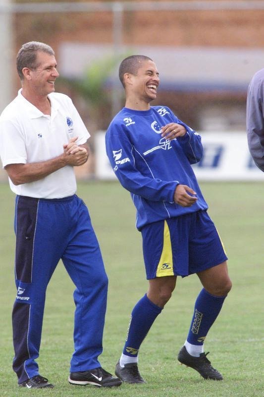 AGOSTO - Dia a dia de treinos do Cruzeiro na temporada que culminou com a Trplice Coroa