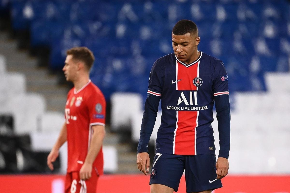 Fotos do duelo entre PSG e Bayern de Munique, em Paris, pela volta das quartas de final da Liga dos Campees da Europa.