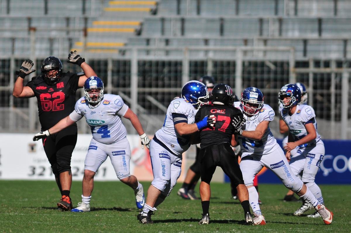 Cruzeiro venceu Espectros por 30 a 13, no Brasil Bowl, no Independncia, e se sagrou campeo