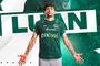 Gois oficializa a contratao de Luan, campeo da Libertadores com o Galo