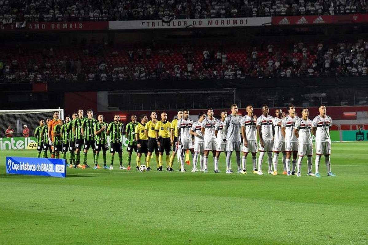Fotos da partida de ida das quartas de final da Copa do Brasil, entre So Paulo e Amrica, no Morumbi