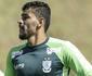 Aps passar por cirurgia, goleiro do Amrica inicia trabalho de transio fsica