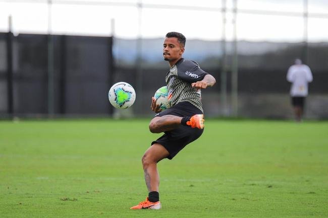 ALLAN - Destaque do Fluminense em 2019, volante foi contratado por R$ 16,3 milhes.