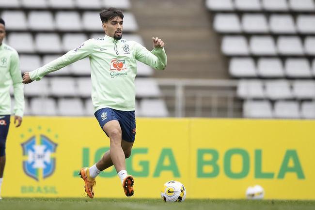 Nova Camisa Brasil 1 Amarela L.Paqueta 7 Torcedor 2022 / 2023